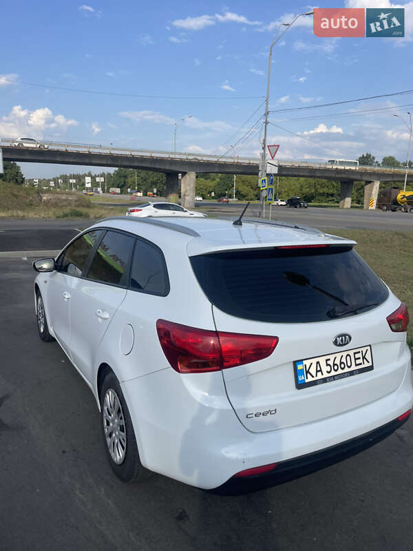 Универсал Kia Ceed 2013 в Киеве