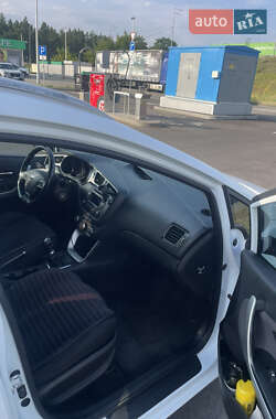 Универсал Kia Ceed 2013 в 