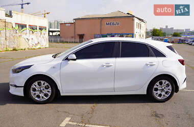 Хэтчбек Kia Ceed 2022 в 