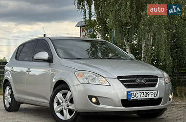 Хэтчбек Kia Ceed 2007 в Стрые