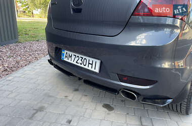 Хэтчбек Kia Ceed 2010 в 