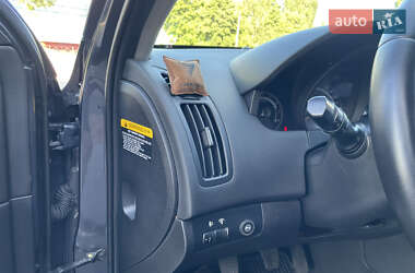 Хэтчбек Kia Ceed 2010 в 