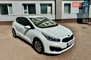 Универсал Kia Ceed 2017 в Киеве