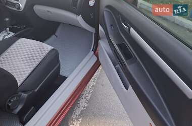 Хэтчбек Kia Ceed 2008 в 