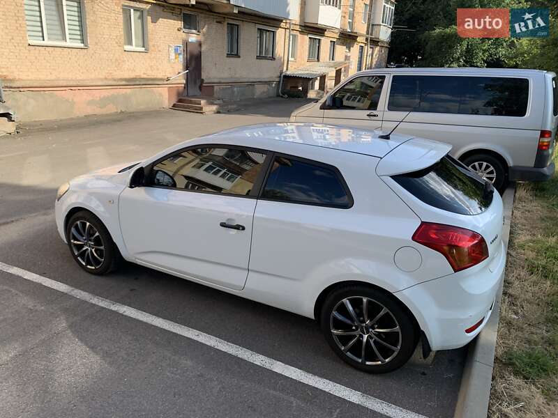 Хетчбек Kia Ceed 2009 в Вінниці