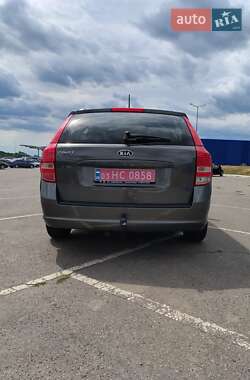 Универсал Kia Ceed 2009 в 