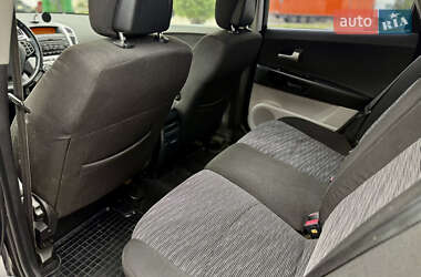 Хэтчбек Kia Ceed 2008 в 