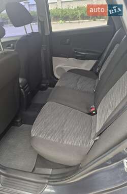 Хэтчбек Kia Ceed 2009 в 