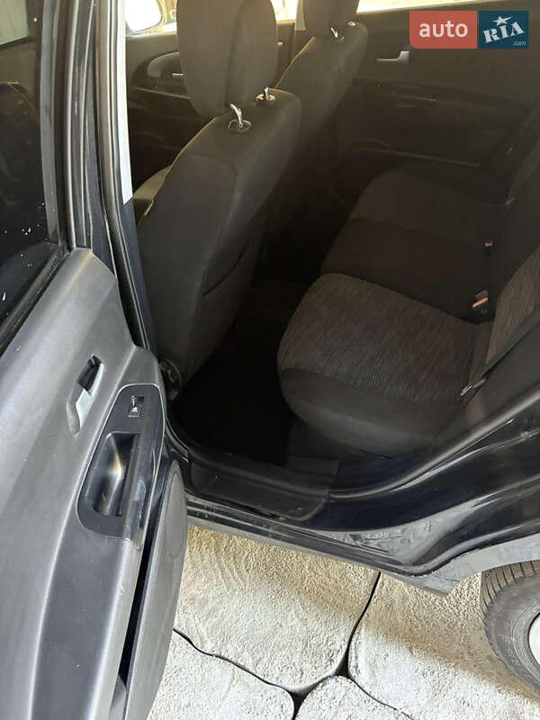 Универсал Kia Ceed 2010 в Долинской