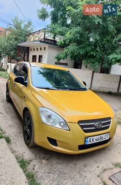 Хетчбек Kia Ceed 2007 в 