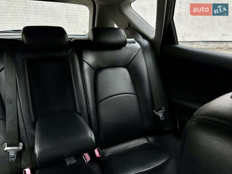 Универсал Kia Ceed 2010 в Львове