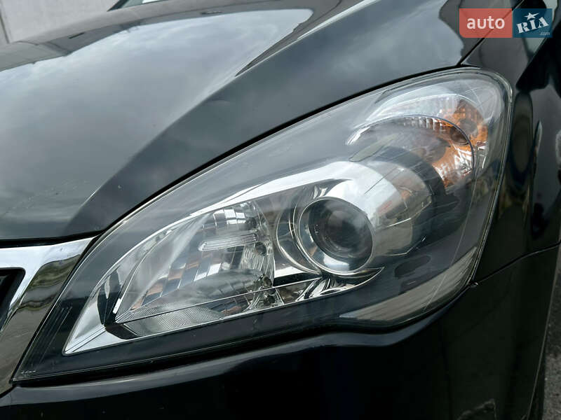 Универсал Kia Ceed 2010 в Львове