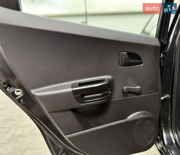 Универсал Kia Ceed 2011 в Луцке