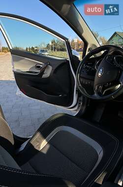 Универсал Kia Ceed 2014 в 