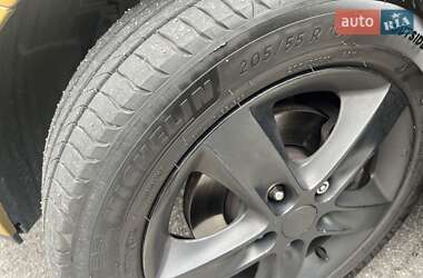 Хэтчбек Kia Ceed 2008 в 