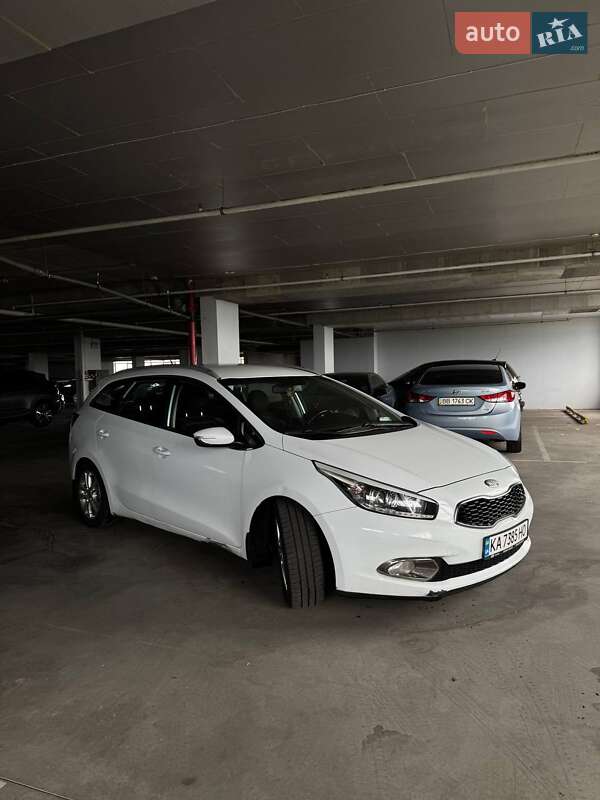 Универсал Kia Ceed 2013 в Киеве