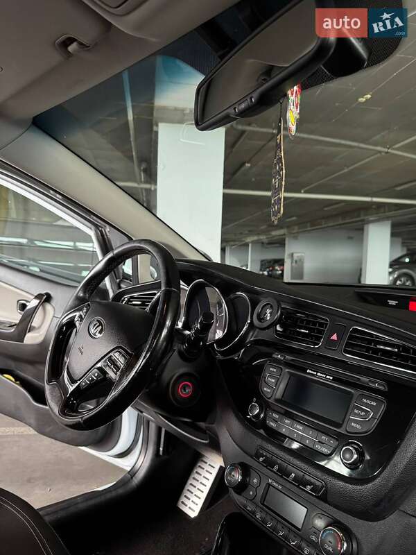 Универсал Kia Ceed 2013 в Киеве