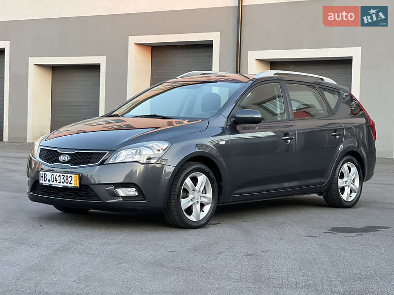 Универсал Kia Ceed 2012 в 