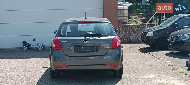 Универсал Kia Ceed 2010 в Киеве