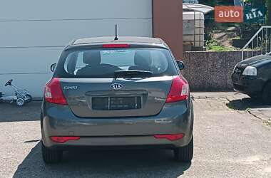 Универсал Kia Ceed 2010 в 