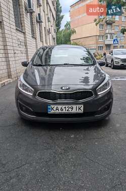Хэтчбек Kia Ceed 2016 в Киеве
