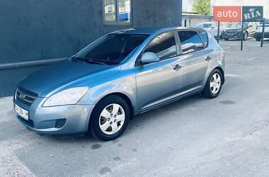 Хетчбек Kia Ceed 2008 в Києві