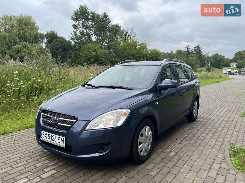 Універсал Kia Ceed 2007 в Рівному