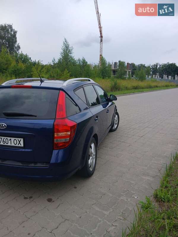 Универсал Kia Ceed 2008 в Львове