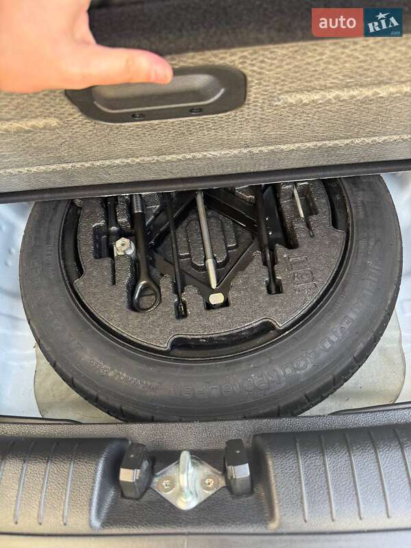 Хэтчбек Kia Ceed 2019 в Вишневом