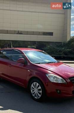 Хетчбек Kia Ceed 2007 в Запоріжжі