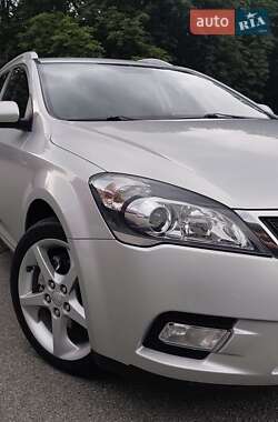 Універсал Kia Ceed 2009 в Харкові