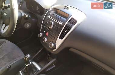 Универсал Kia Ceed 2010 в 