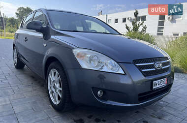 Хэтчбек Kia Ceed 2008 в Луцке