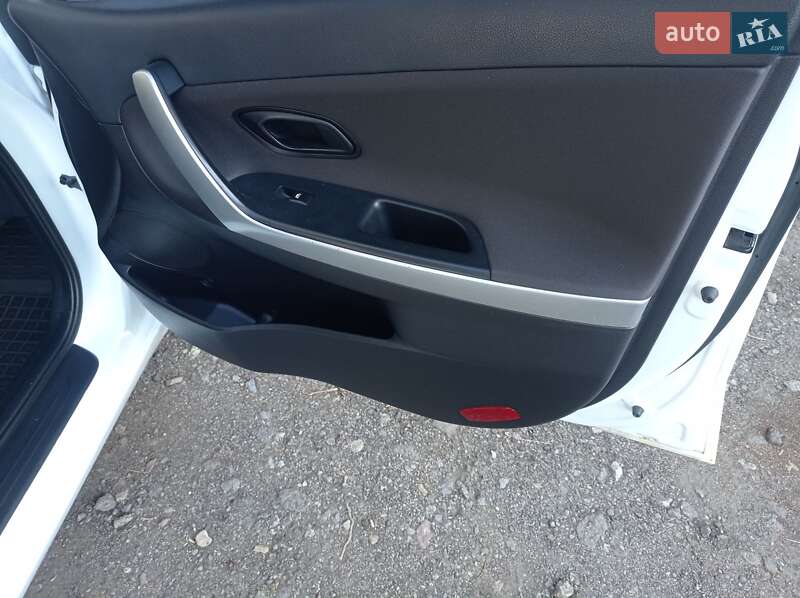 Хэтчбек Kia Ceed 2013 в Кагарлыке