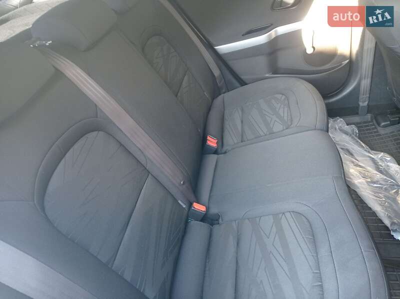 Хэтчбек Kia Ceed 2013 в Кагарлыке