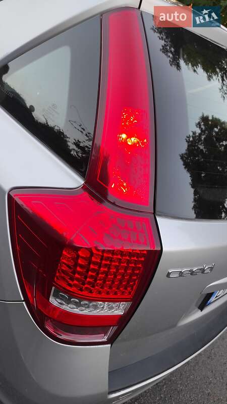 Универсал Kia Ceed 2012 в Ровно