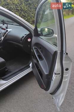 Універсал Kia Ceed 2012 в Рівному