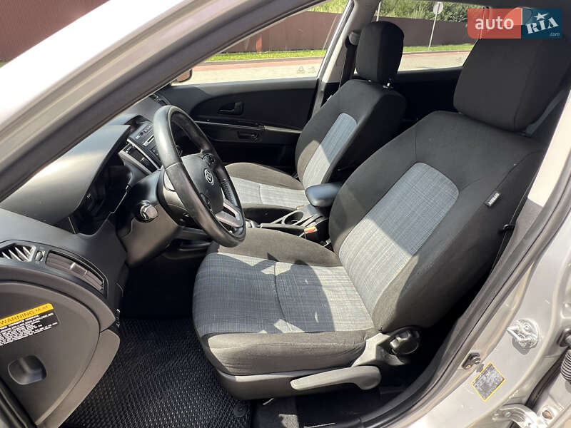 Хэтчбек Kia Ceed 2010 в Ивано-Франковске