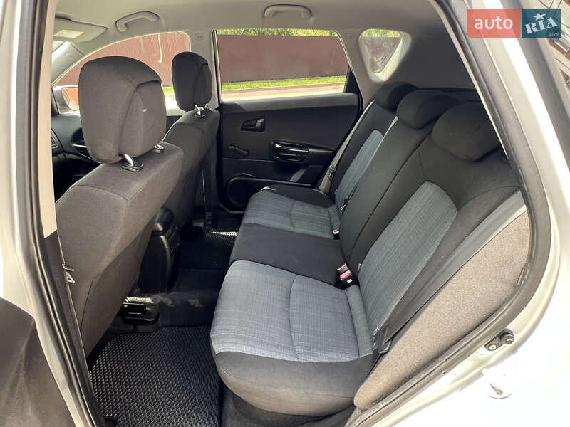 Хэтчбек Kia Ceed 2010 в Ивано-Франковске