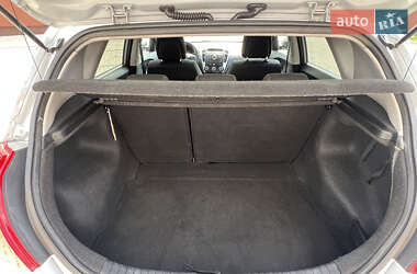 Хэтчбек Kia Ceed 2010 в 