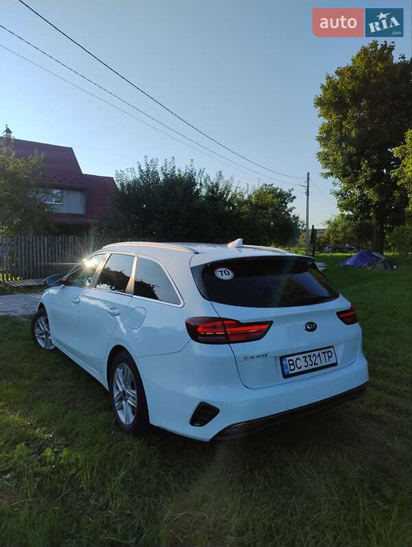 Универсал Kia Ceed 2019 в Львове