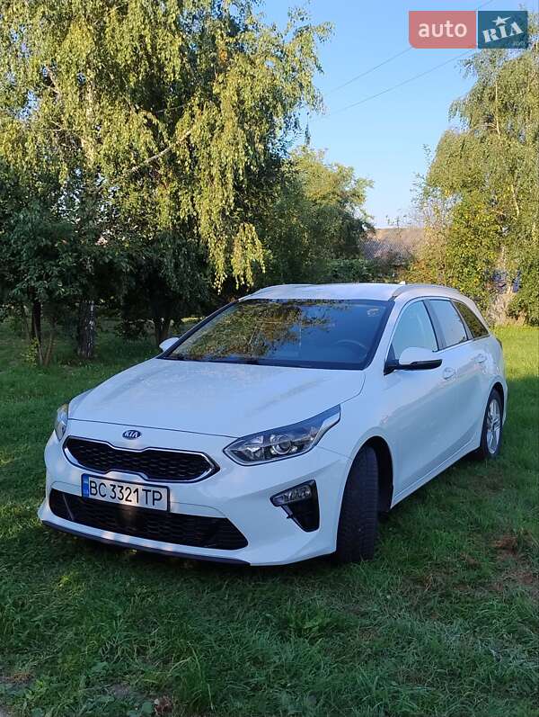 Универсал Kia Ceed 2019 в Львове