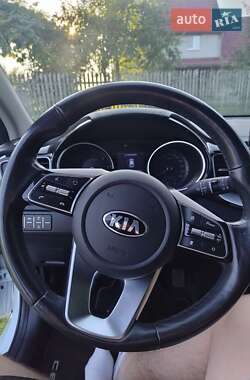 Универсал Kia Ceed 2019 в Львове