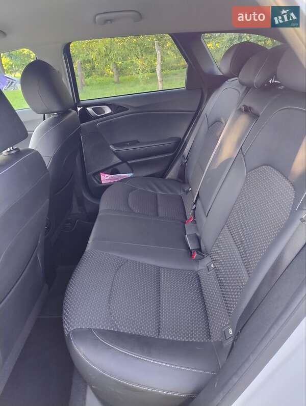 Универсал Kia Ceed 2019 в Львове