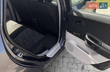 Хэтчбек Kia Ceed 2008 в 