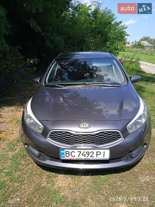 Хэтчбек Kia Ceed 2012 в Переяславе фото 14 Хэтчбек Kia Ceed 2012 в Переяславе