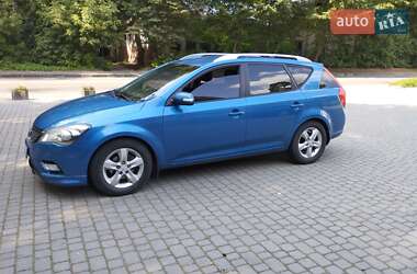 Универсал Kia Ceed 2012 в Львове