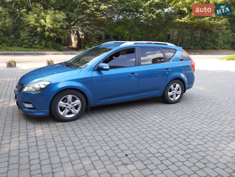 Универсал Kia Ceed 2012 в Львове