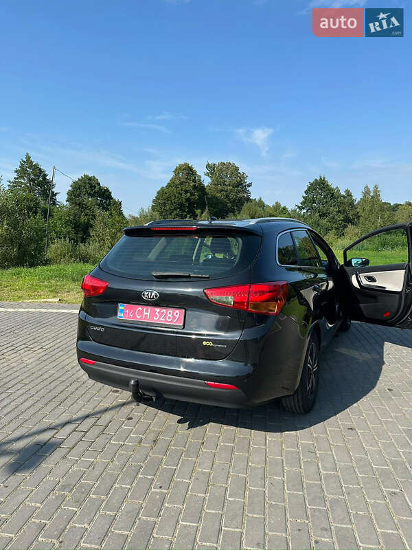 Универсал Kia Ceed 2015 в Долине