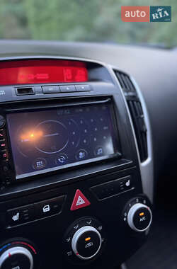 Универсал Kia Ceed 2009 в 